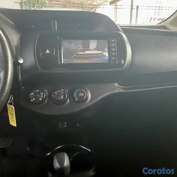 carros - ***TOYOTA VITZ SPORT 2020 IMPECABLE 7