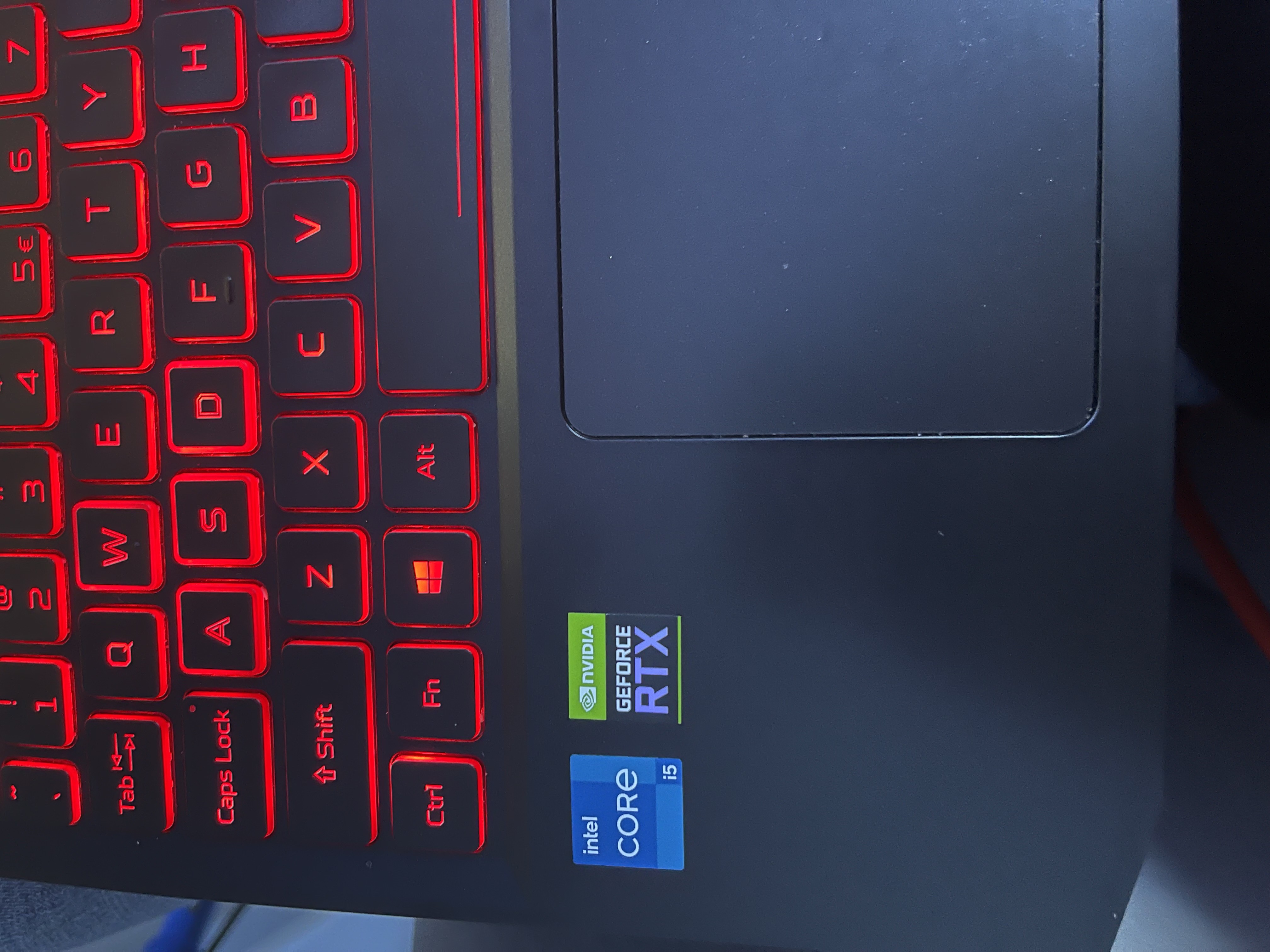 computadoras y laptops - acer nitro Gaming Tarjeta gráfica RTX 3050 Ti 16Ram i5 512 Disco Duro Window 11  5