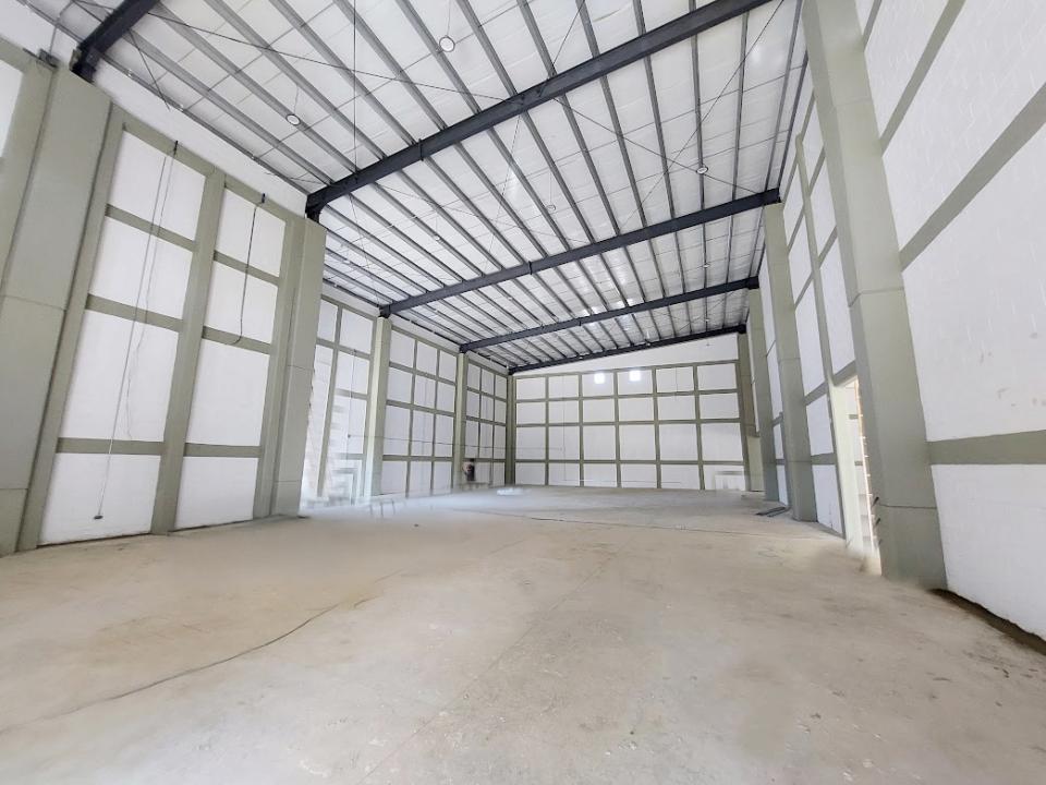 otros inmuebles - Nave Industrial en VILLA AURA 8