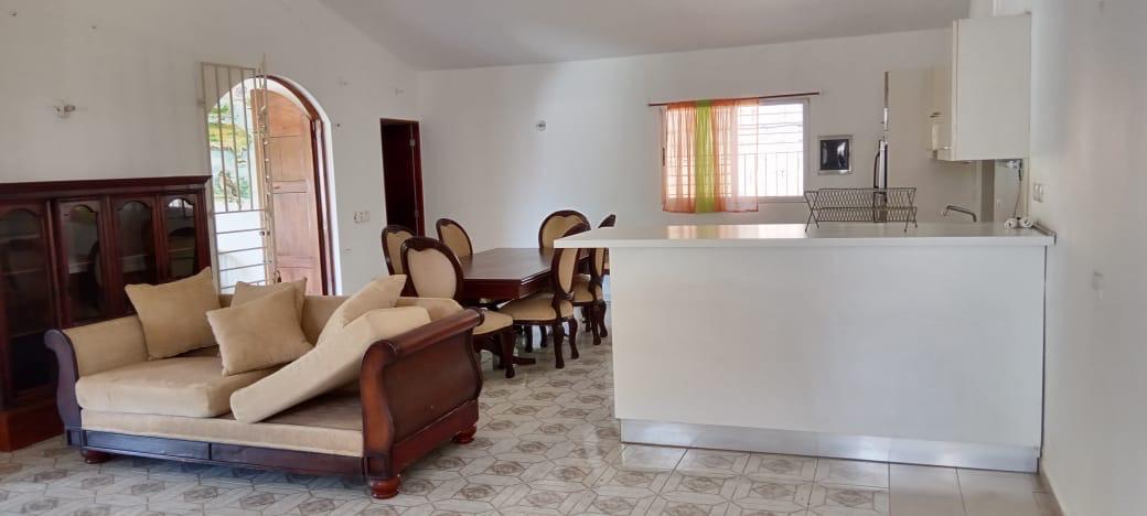 casas - RENTA DE CASA AMUEBLADA DE 3 HABITACIONES - LAS TERRENAS
