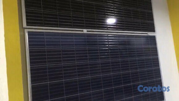 plantas e inversores - Carga tus baterías de inversor con paneles solares 1