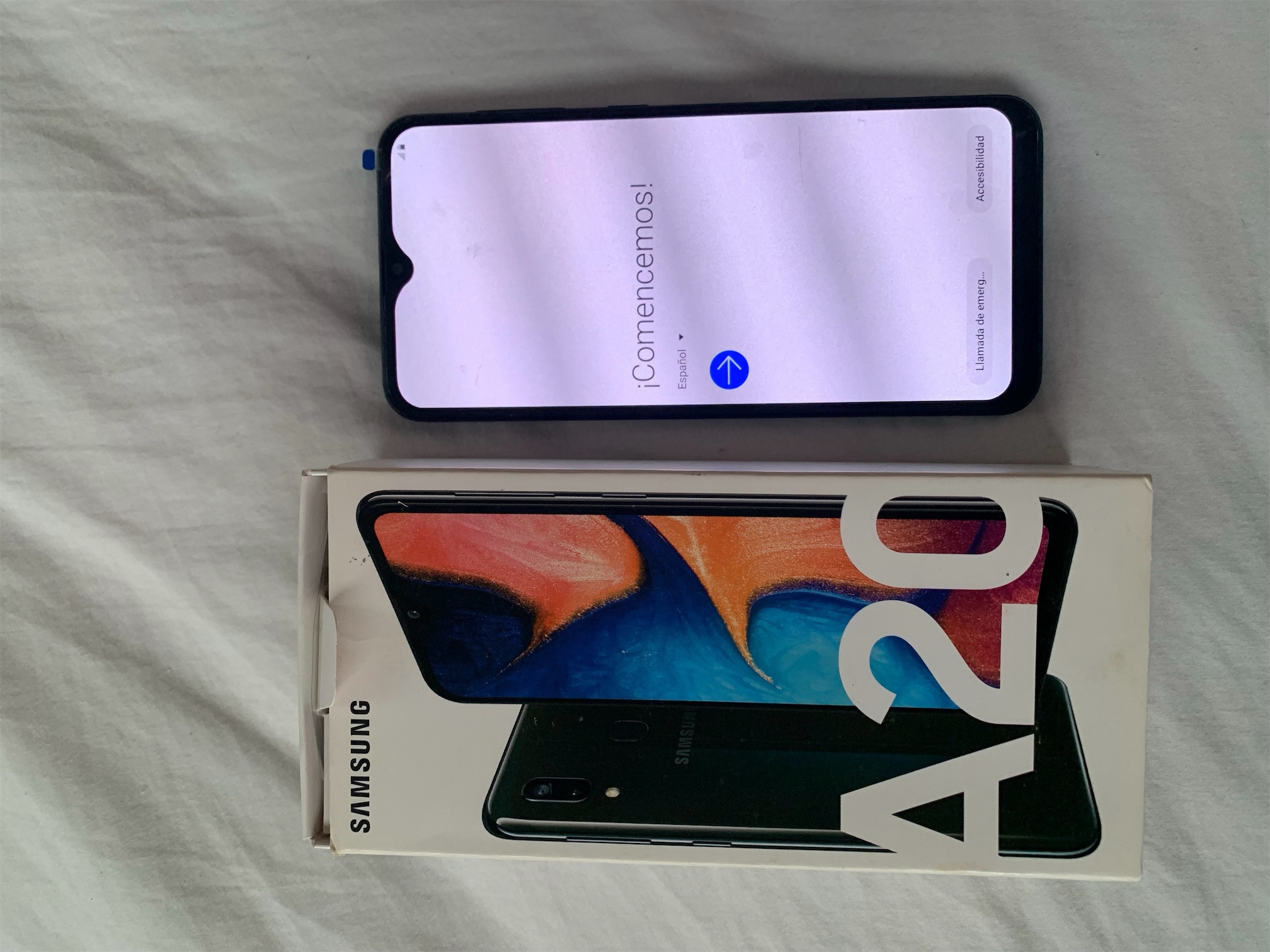 celulares y tabletas - Samsung Galaxy A20