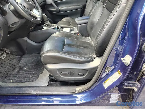 jeepetas y camionetas - Nissan Rogue LS 2020 Automatica 4x2, Cuatro Puerta 9