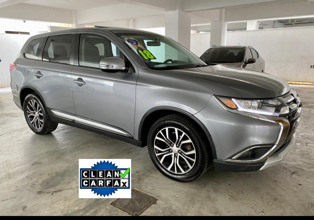 jeepetas y camionetas - 2018 Mitsubishi Outlander SE SUNROOF, 3 Filas ✅