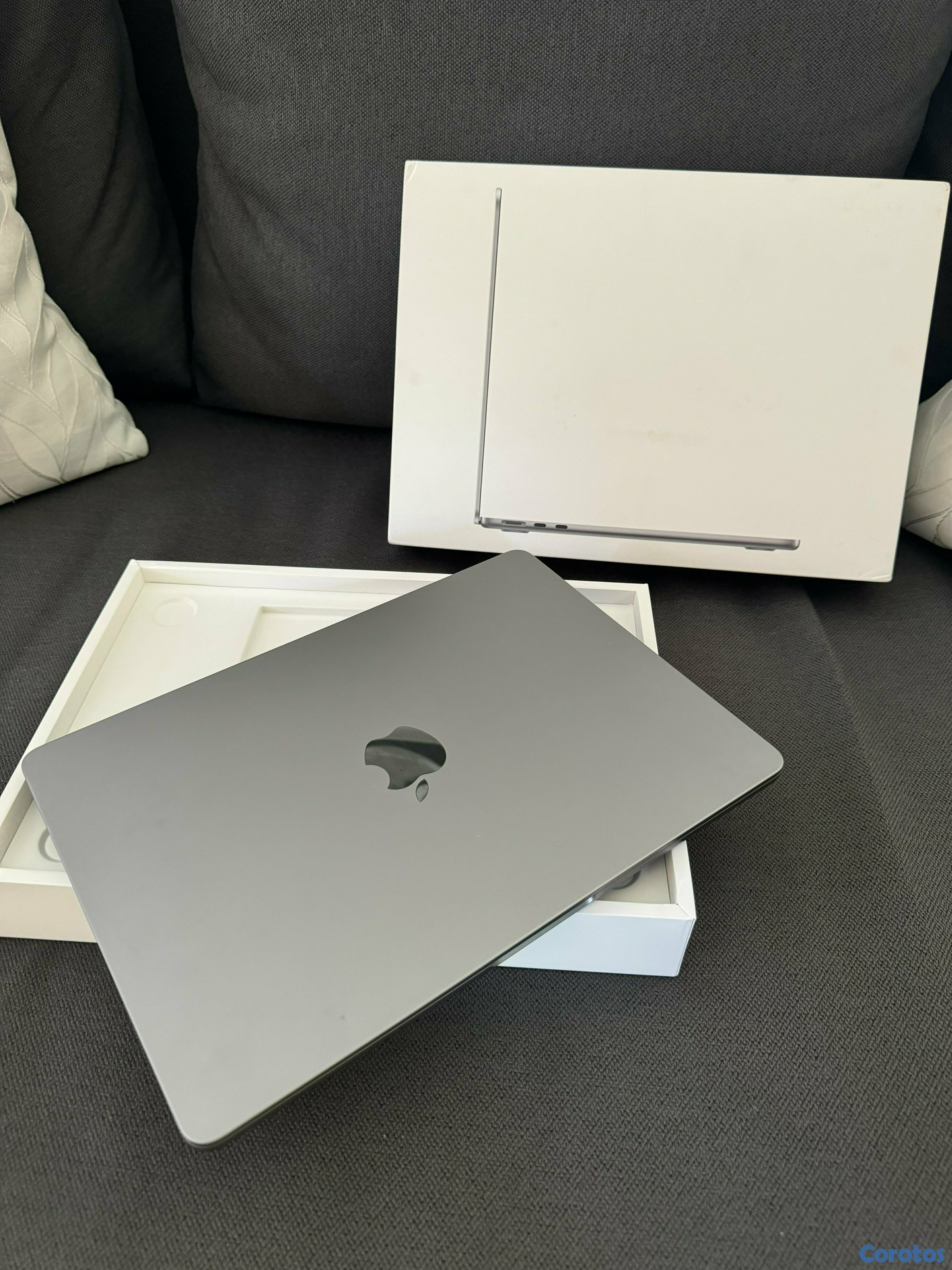 celulares y tabletas - MacBook Air m3 16/256ssd 2024  1