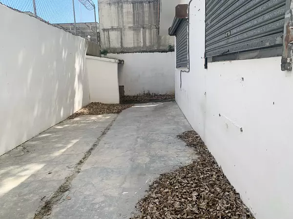 oficinas y locales comerciales - Local en naco céntrico  6