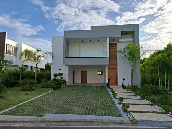 casas vacacionales y villas - Vendo hermosa villa en Playa Nueva Romana  7