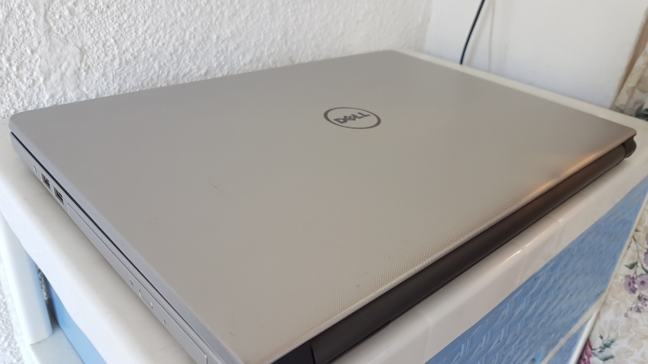 computadoras y laptops - Laptop Dell 17 Pulg Core i5 11th Gen Ram 16gb DDR4 Disco 256GB SSD Full 2