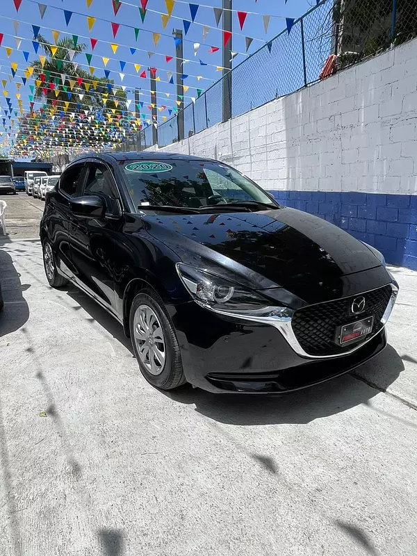 carros - MAZDA DEMIO 1