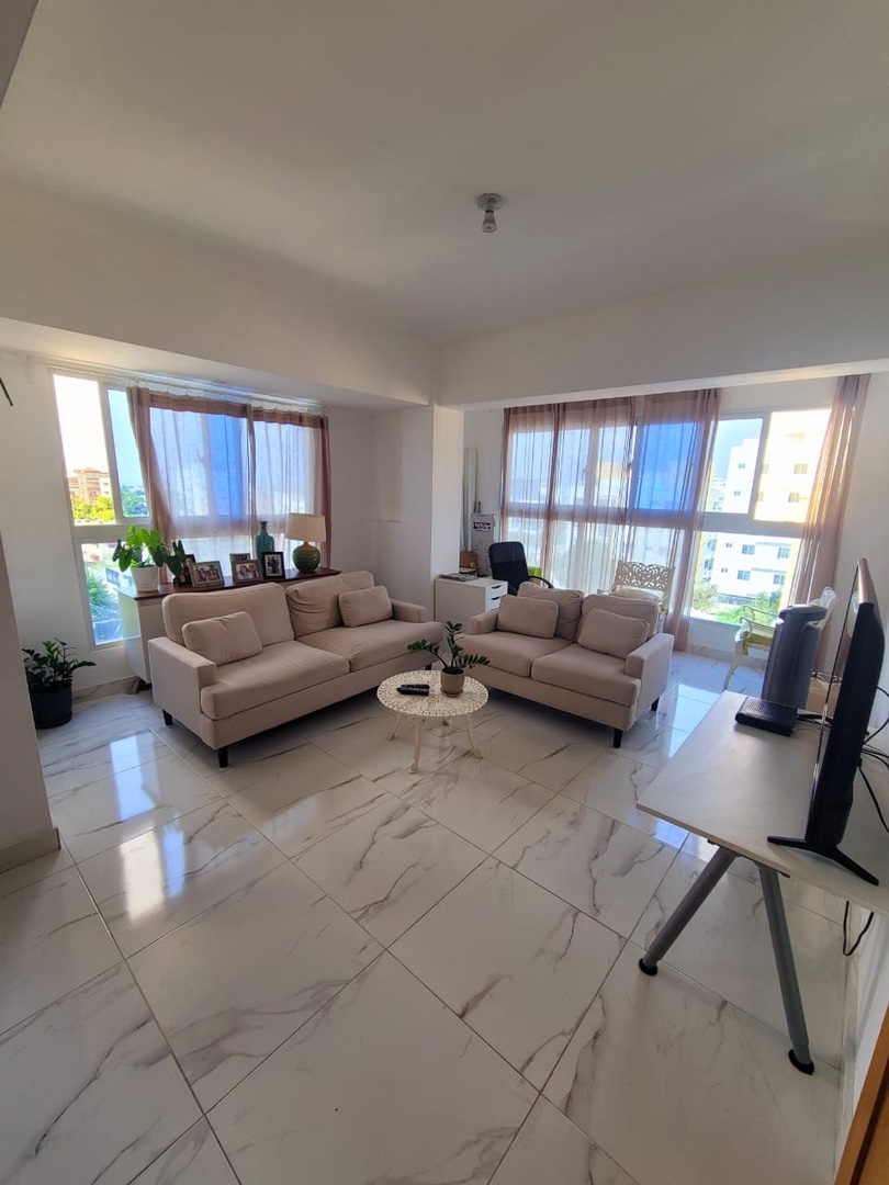 apartamentos - Apartamento con terraza en el Km 9 de la Av. Independencia 