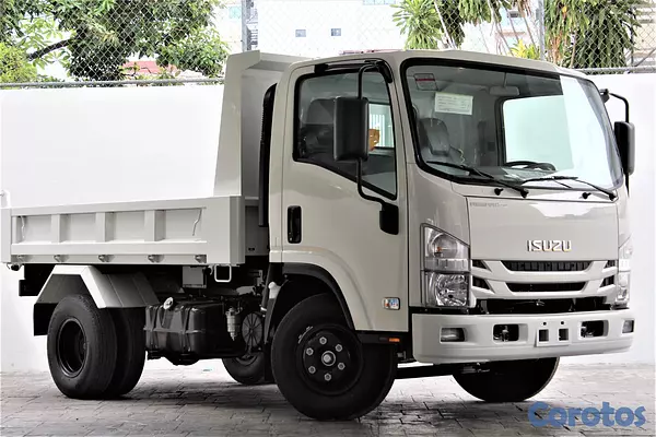 camiones y vehiculos pesados - Isuzu Volteo  2