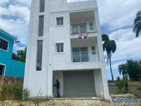 oficinas y locales comerciales - 🏢 Propiedad en Venta en Torre Alta con Potencial C 2