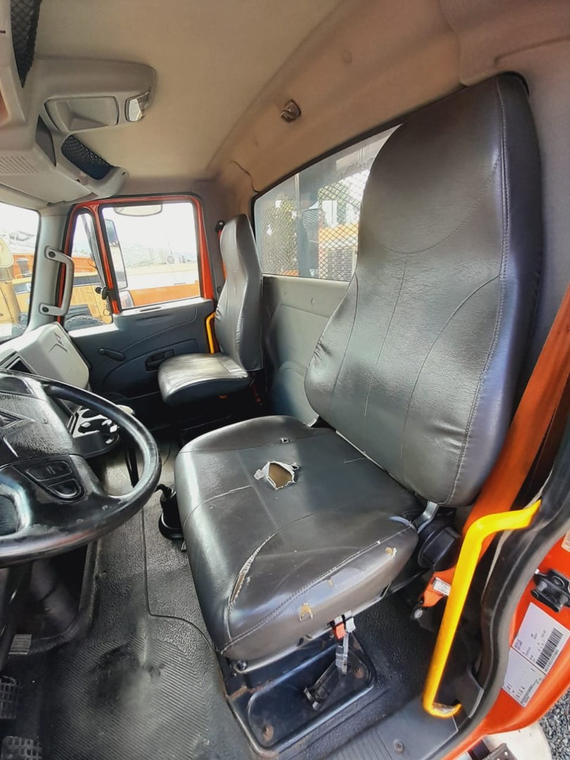 camiones y vehiculos pesados - INTERNATIONAL WORKSTAR 7400 año 2015 1