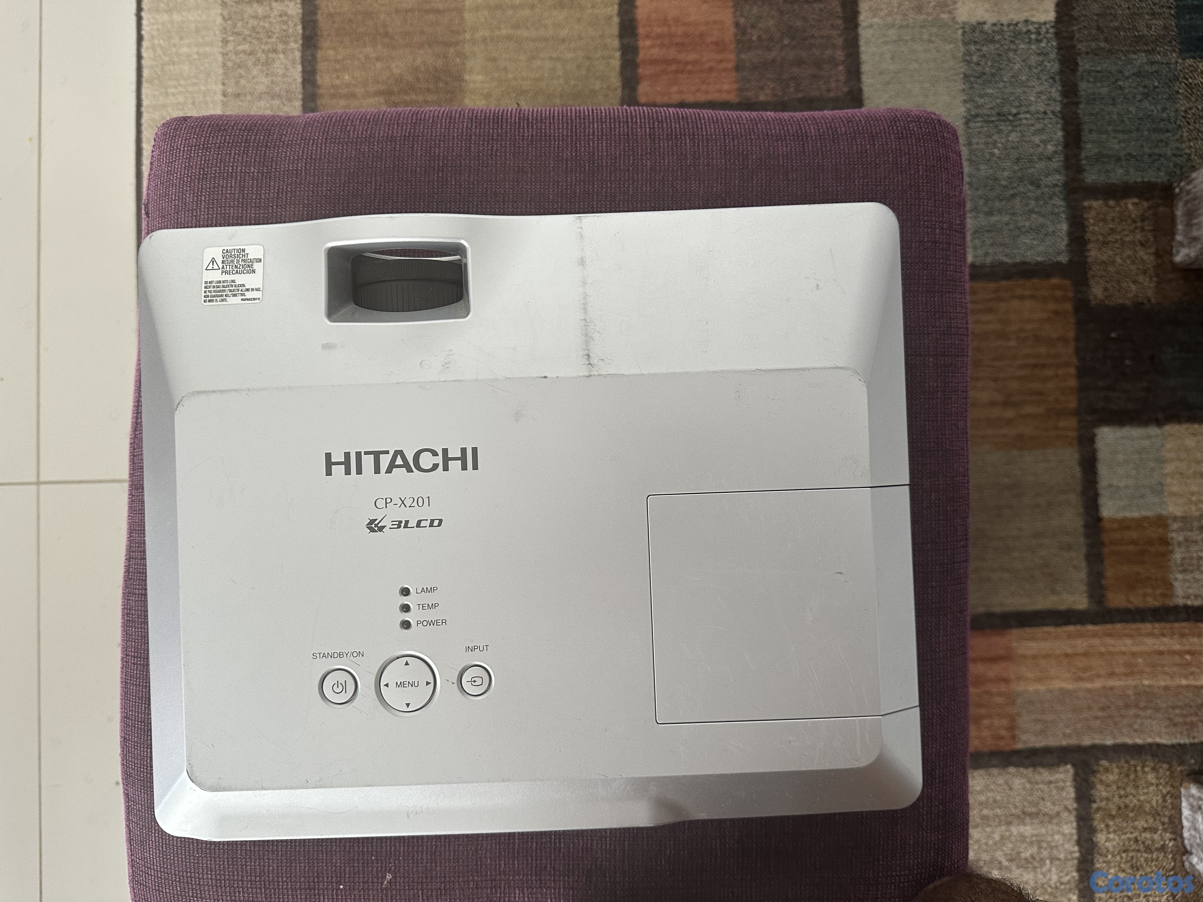 otros electronicos - Proyector Hitachi 2000 lumens 4
