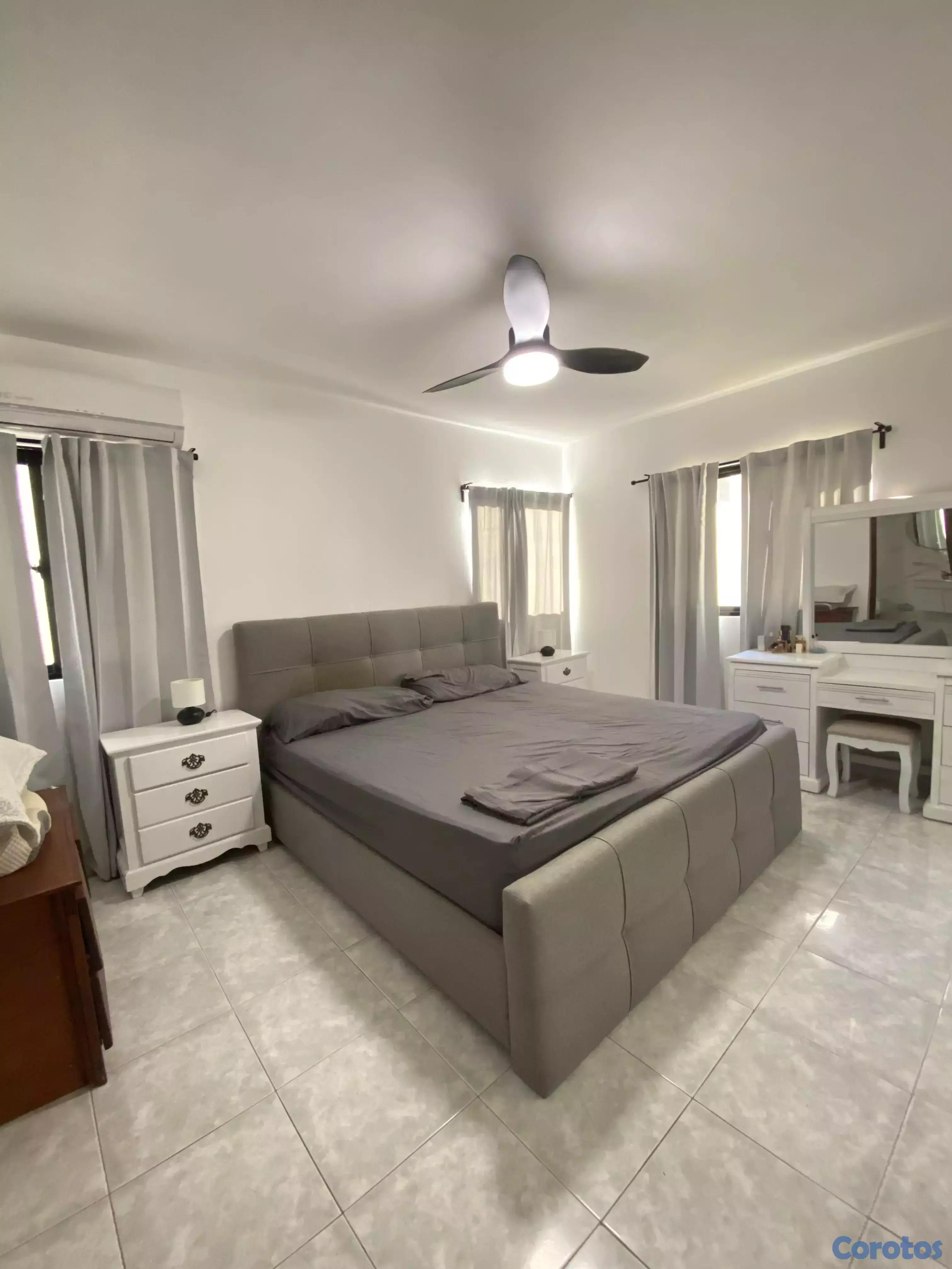 apartamentos - Apartamento en evaristo morales en venta  4