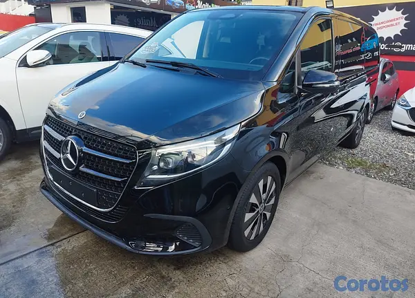 jeepetas y camionetas - 2024 Mercedes Benz V250 Diesel  14