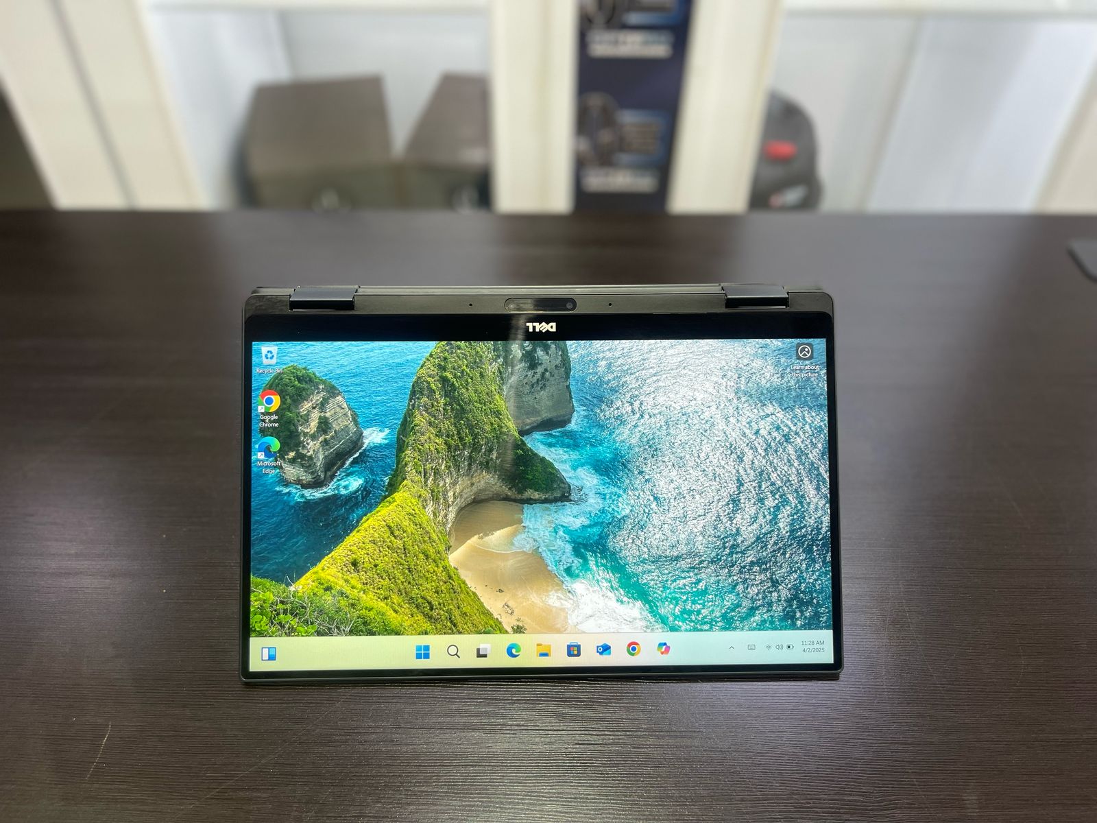 computadoras y laptops - LAPTOP DELL XPS 2 IN 1  5