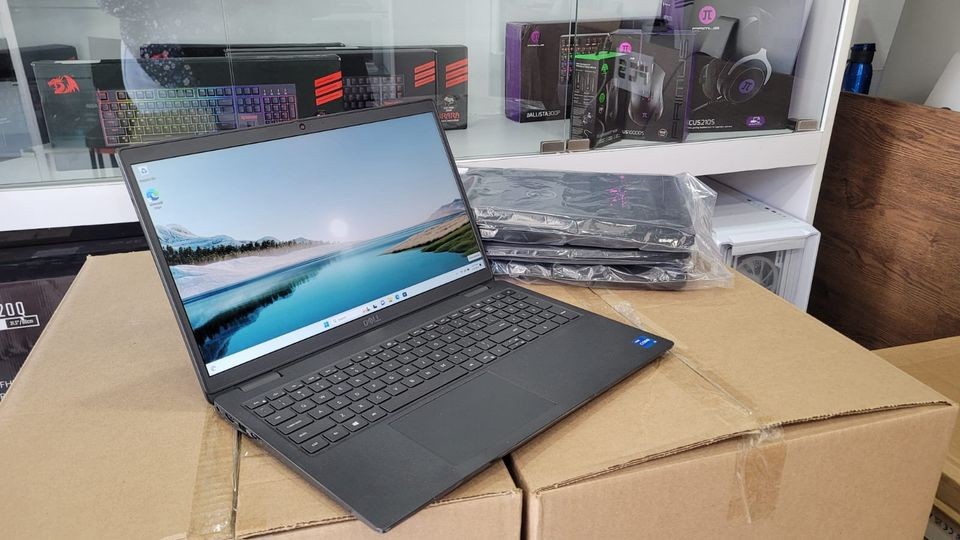 computadoras y laptops - Dell Latitude 5480 / 5470 Core i5 7th Gen  0