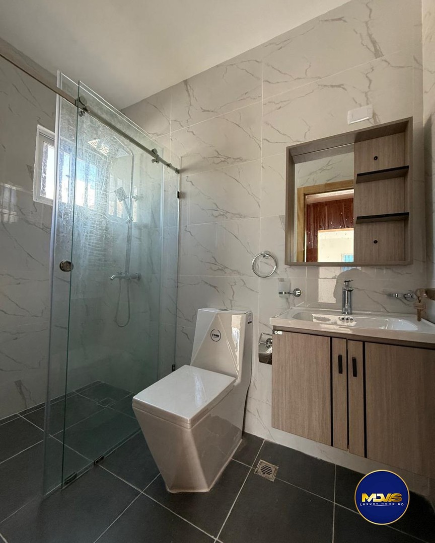 casas - Se vende casa en planos ubicada en Prado Oriental 5