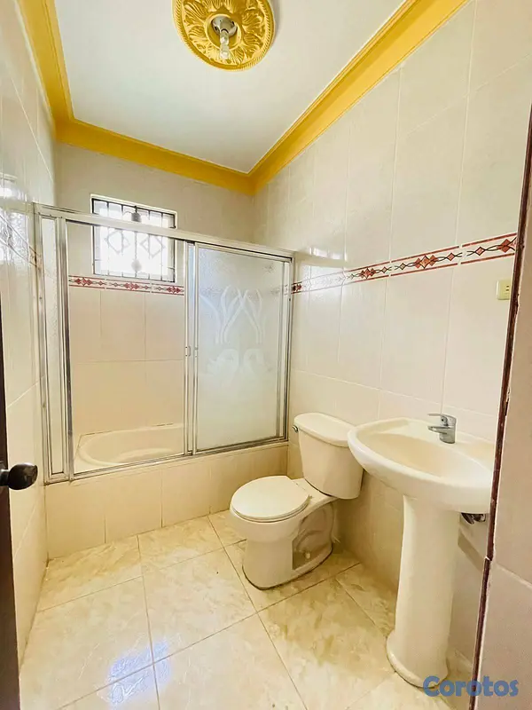casas - 🏡 Casa en venta – Los Prados, Santiago de los Cab 10