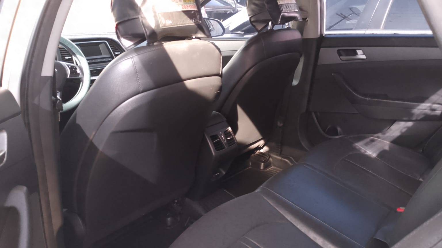 carros - HYUNDAI NEW RISE 2018 BLANCO DESDE: RD$760,100.00  6