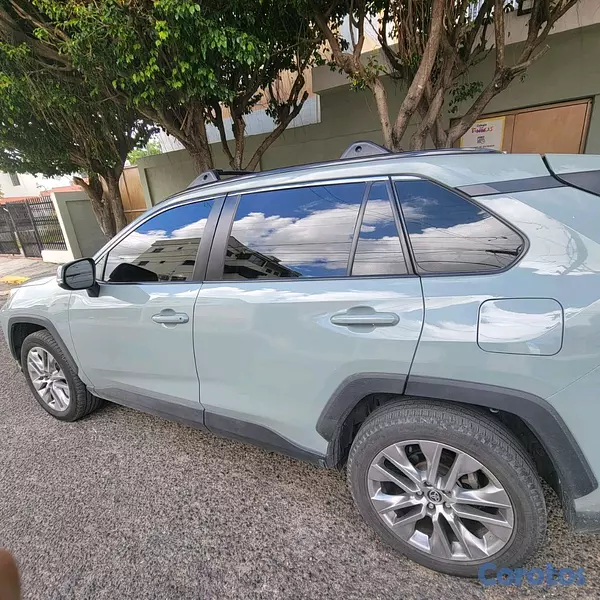 jeepetas y camionetas - Toyota rav4 2020 xle  8