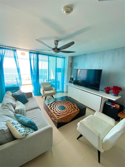 apartamentos - Venta de apartamento en Marbella Juan Dolio primera línea de playa vista al mar 1