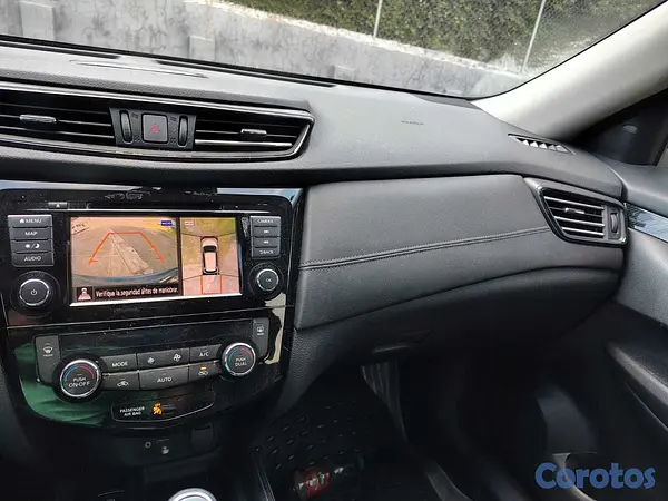 jeepetas y camionetas - Nissan Rogue LS 2020 Automatica 4x2, Cuatro Puerta 10