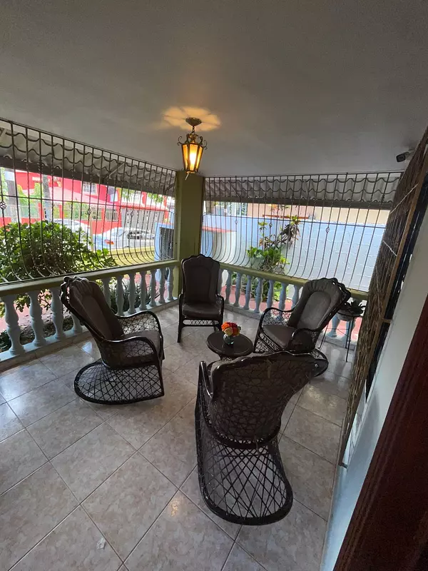 casas - CASA EN VENTA ENSANCHE OZAMA  1742 9