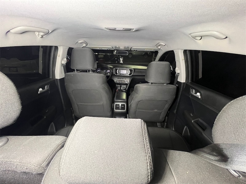 jeepetas y camionetas - KIA SPORTGE LX  AÑO 2018 CLEAN CARFAX 8