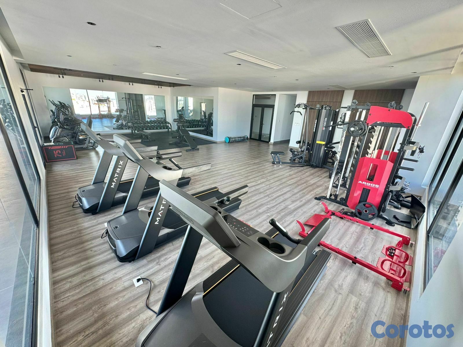 oficinas y locales comerciales - OFICINAS EJECUTIVAS NUEVAS EN ALQUILER -PIANTINI 8