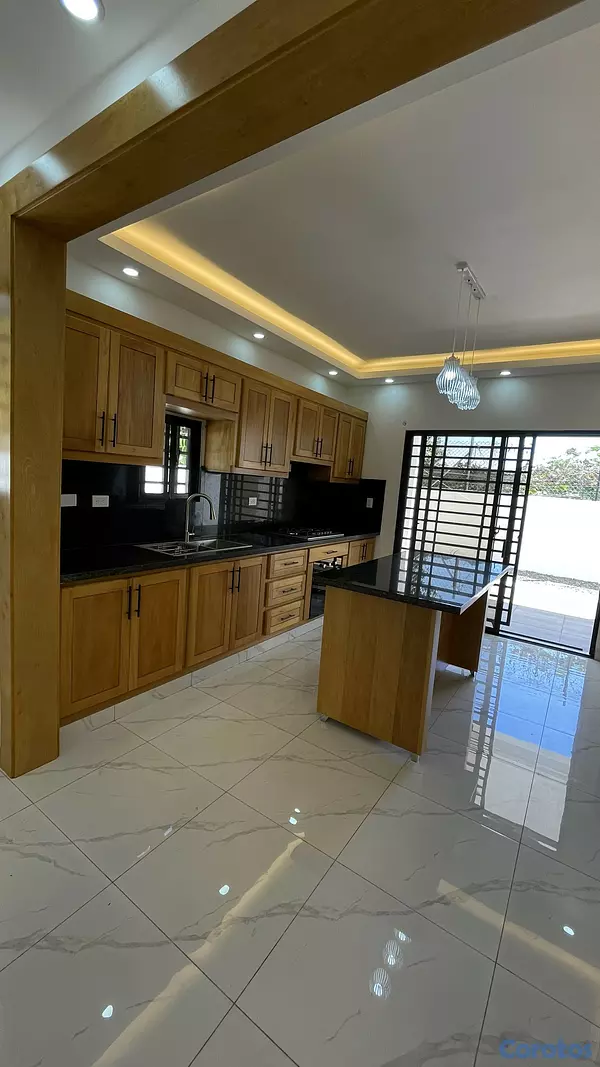 casas - MODERNA CASA EN VENTA EN SANTIAGO. 8