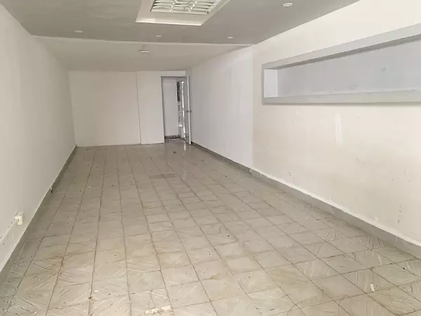 oficinas y locales comerciales - Local en naco céntrico  7