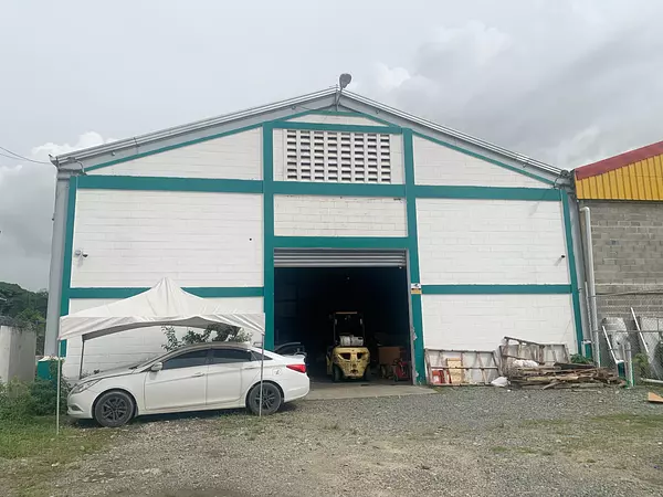 oficinas y locales comerciales - Nave amplia  en alquiler 4