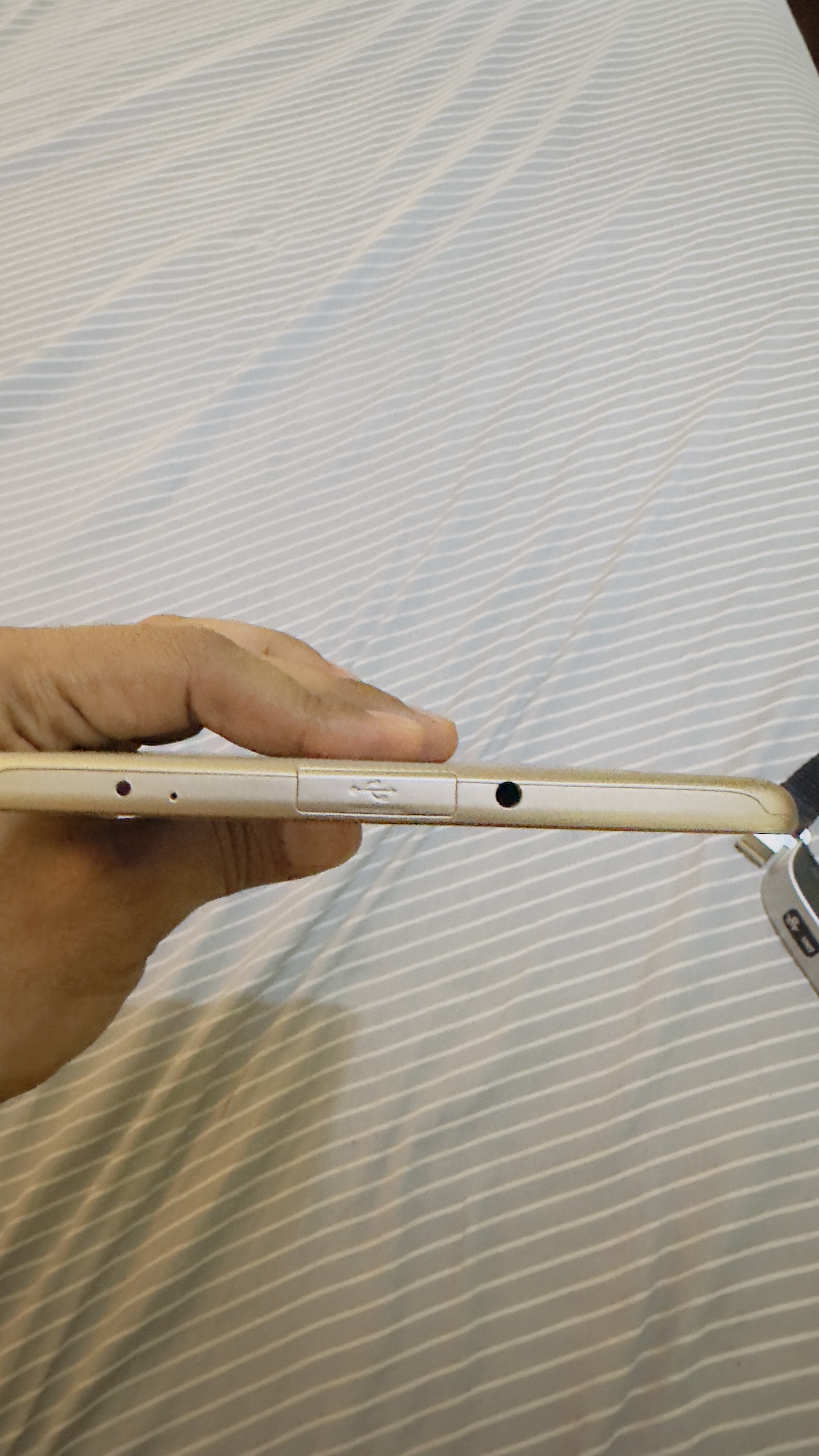 celulares y tabletas - TABLET LG G PAD 8 PULGADAS BLANCA WIFI