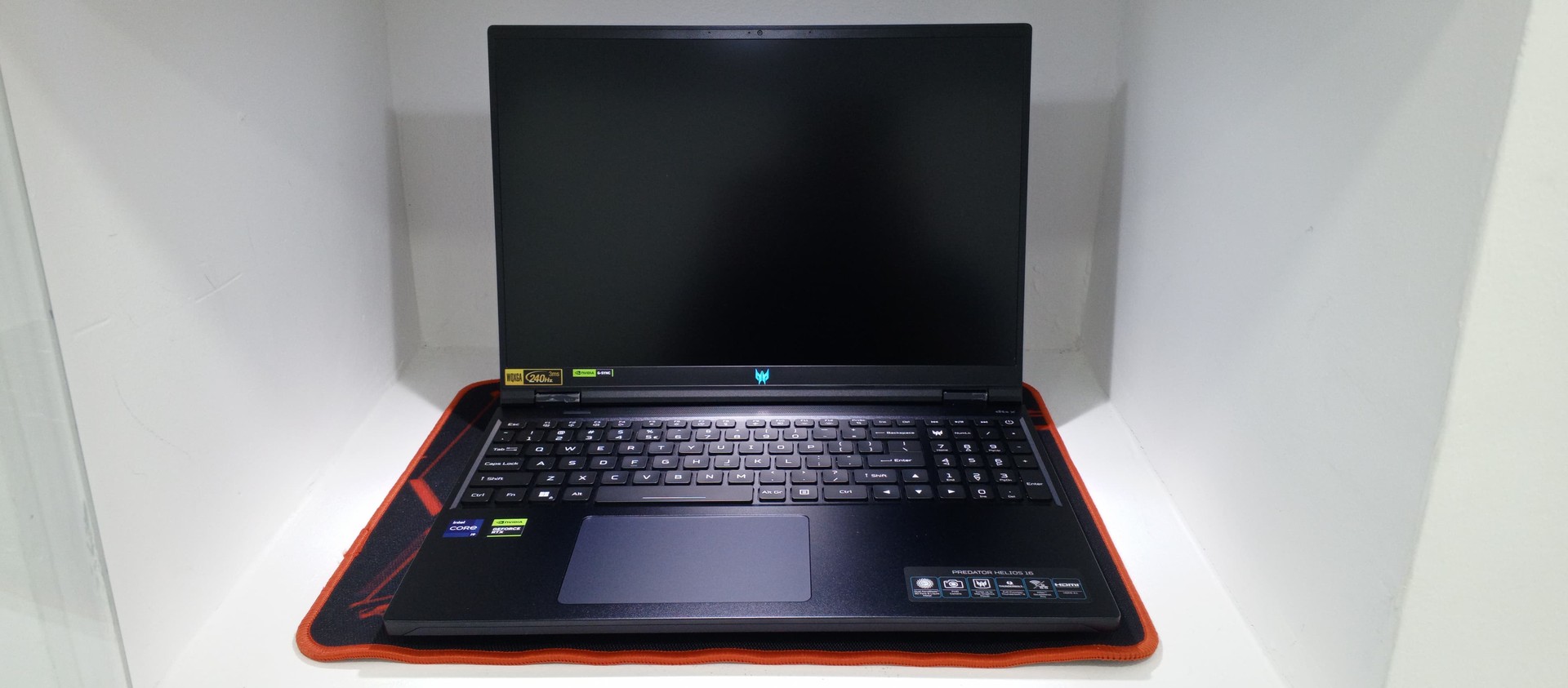 computadoras y laptops - Laptop Acer Predator Helios 16 PH16-71/ i9-13900HX/32GB DDR5 /1 TB PCIe/RTX4080