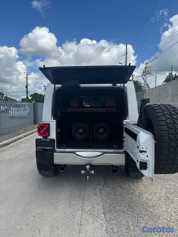 jeepetas y camionetas - Jeep Wrangler Sahara 2017  8