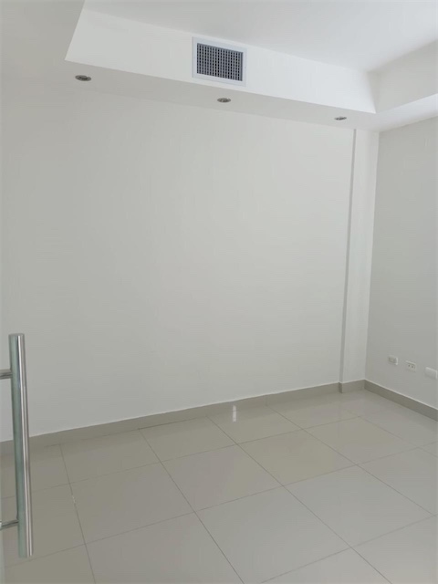 oficinas y locales comerciales - Local corporativo en los prados  5