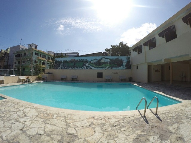 Alquilo  Casa club con piscina  en villa mella  6