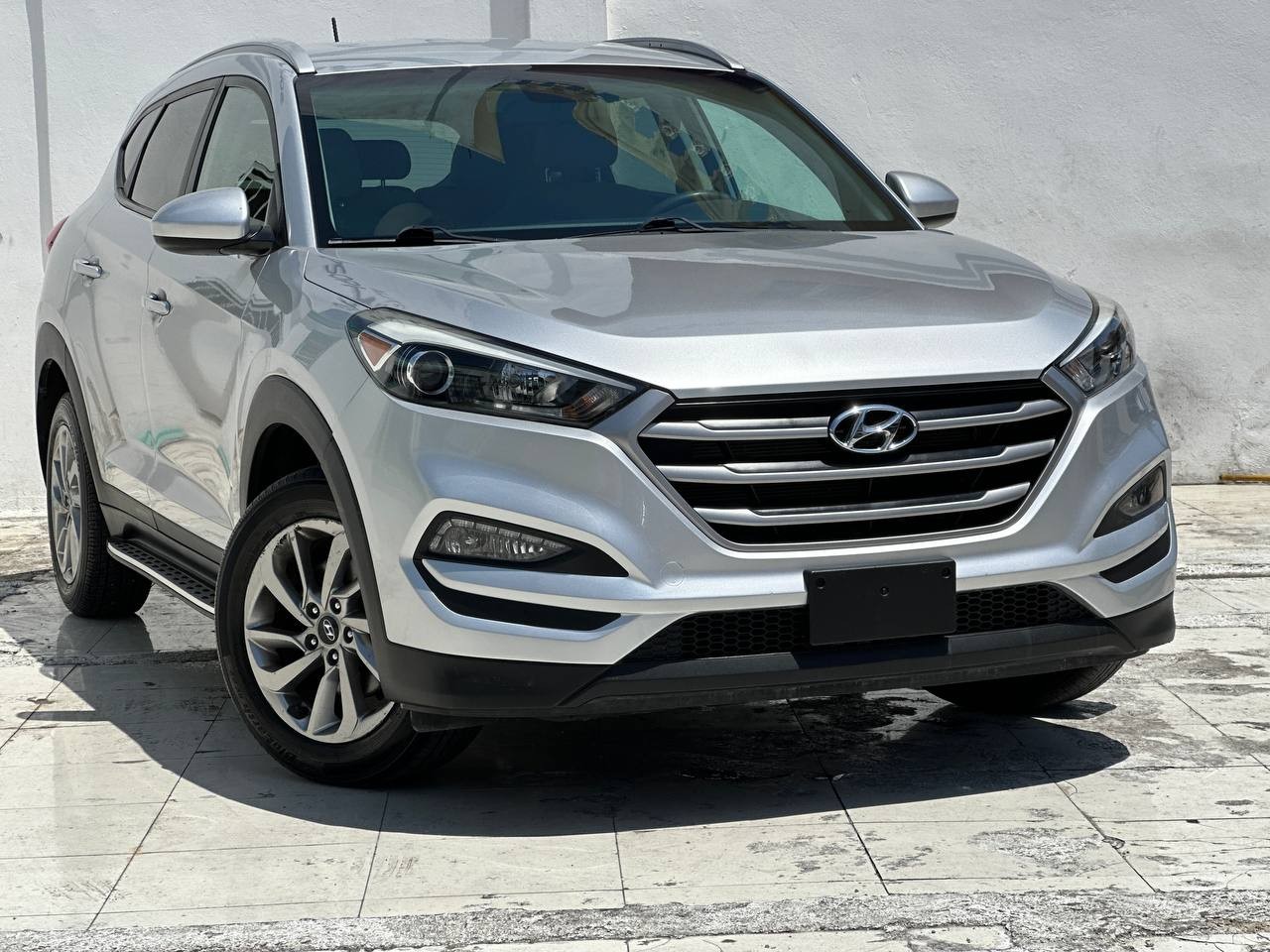 jeepetas y camionetas - HYUNDAI TUCSON SE 4X4 2018Clean Carfax