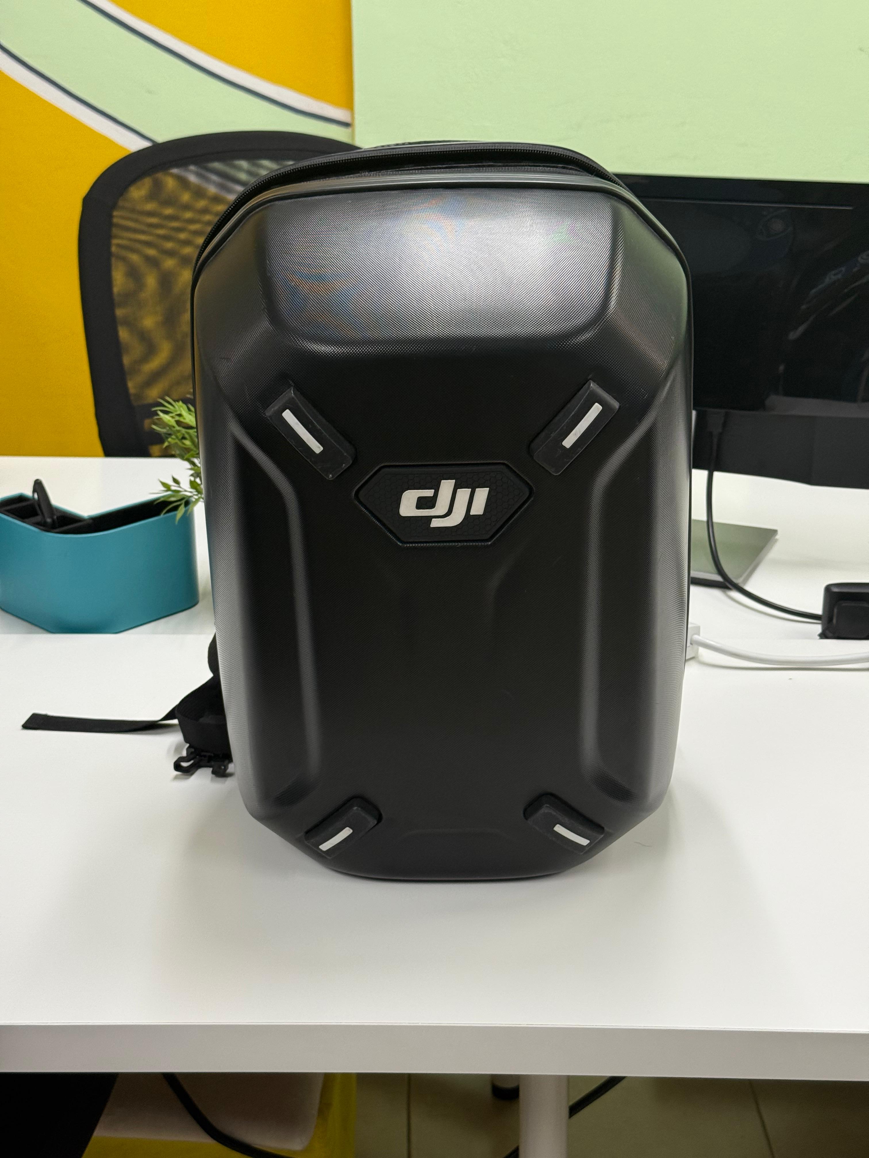 celulares y tabletas - Mochila DJI rígida para dron – resistente y segura 1