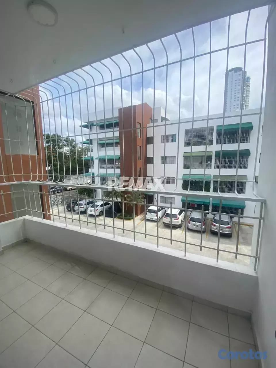 apartamentos - ALQUILO  apartamento en BELLA VISTA 4