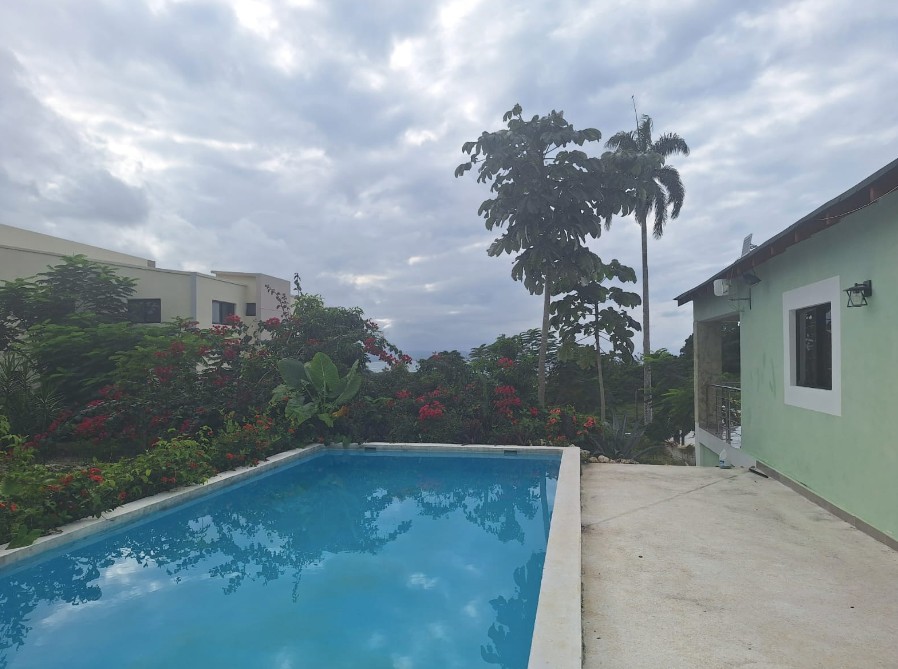 casas vacacionales y villas - Venta, Villa de 3 Habitaciones con piscina, Rio San Juan