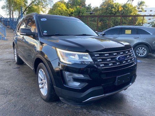 jeepetas y camionetas - Ford Explorer XLT 2017 Clean Carfax  ✔️