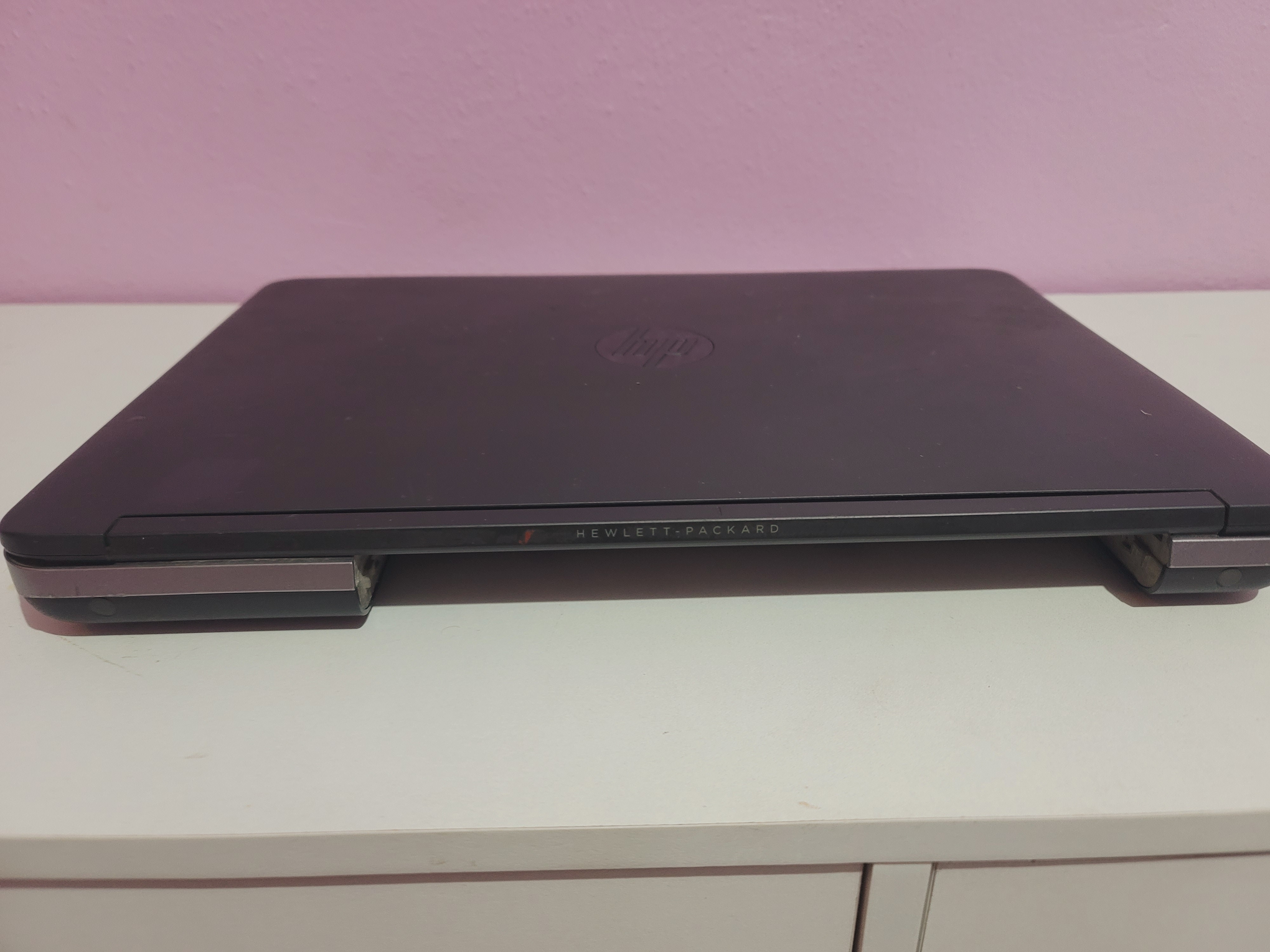 computadoras y laptops - Vendo Laptop HP (Batería Dañada) 2