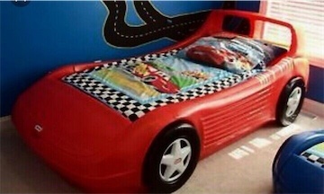 muebles y colchones - Cama carro Fisher Price + Colchón