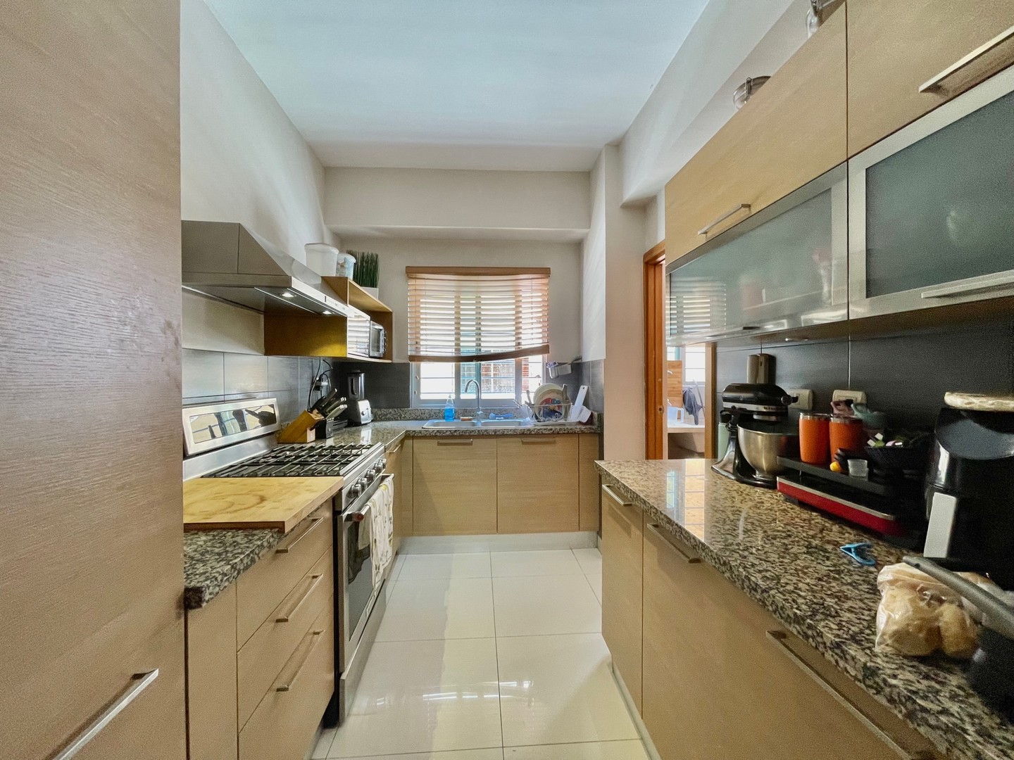 apartamentos - 🔵 Apartamento con terraza 2do piso en Serralles  9