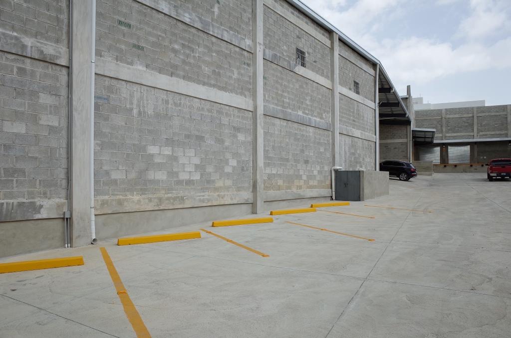 oficinas y locales comerciales - Nave en Alquiler Manoguayabo 0