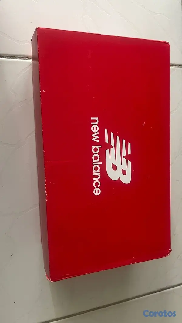 zapatos para mujer - NEW BALANCE NUEVOS SIZE 7.5 DE MUJER  9