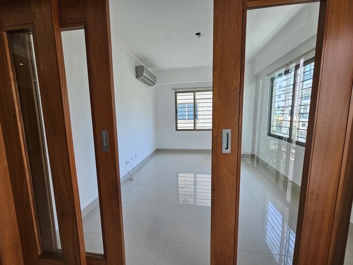 apartamentos - hermoso apartamento en zona céntrica en el mirador sur  3